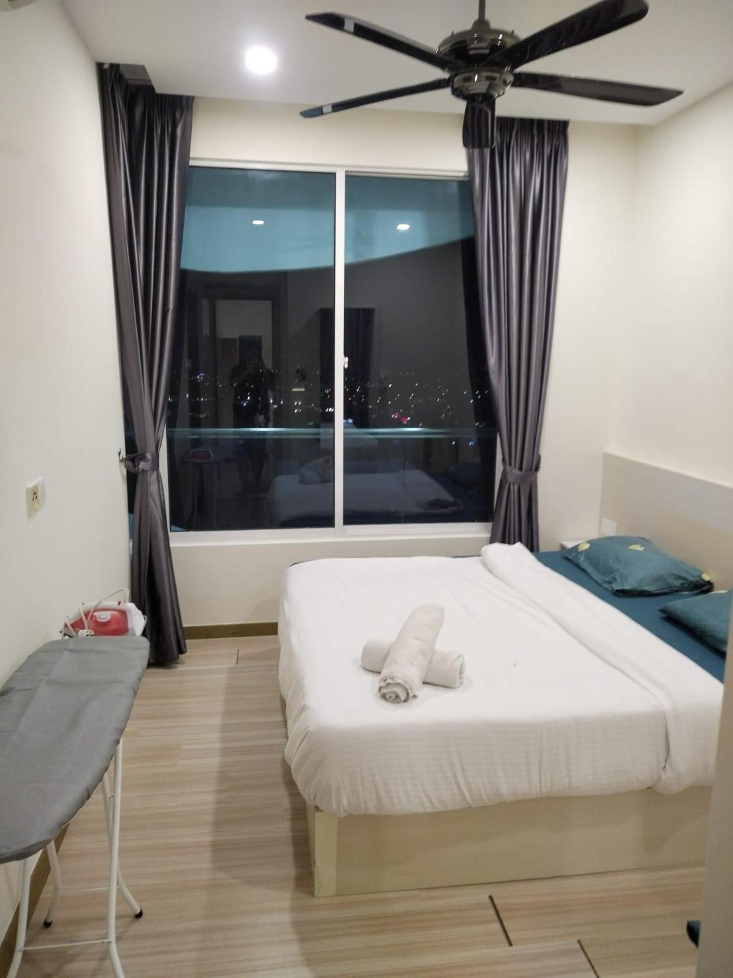 Apartment The Wave Kota Laksamana *